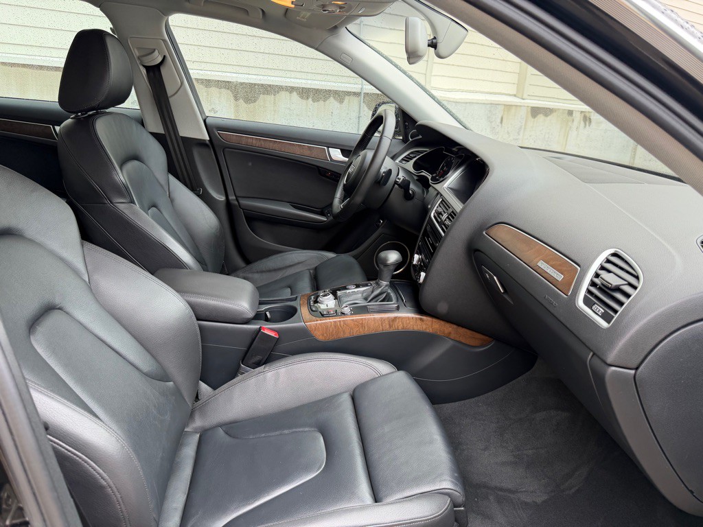 2015 Audi A4 Image 27