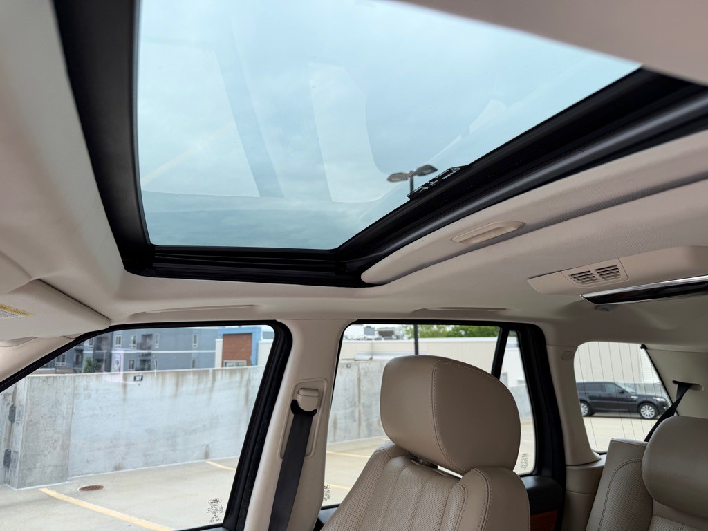 2013 Land Rover Range Rover Sport Image 13