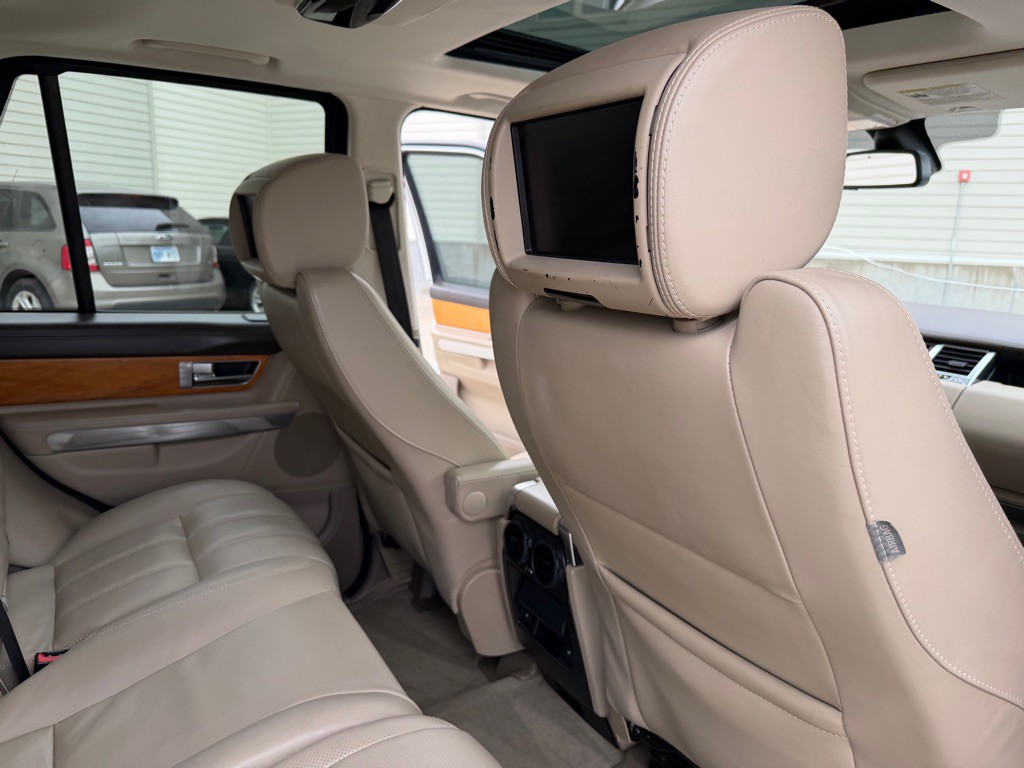 2013 Land Rover Range Rover Sport Image 21