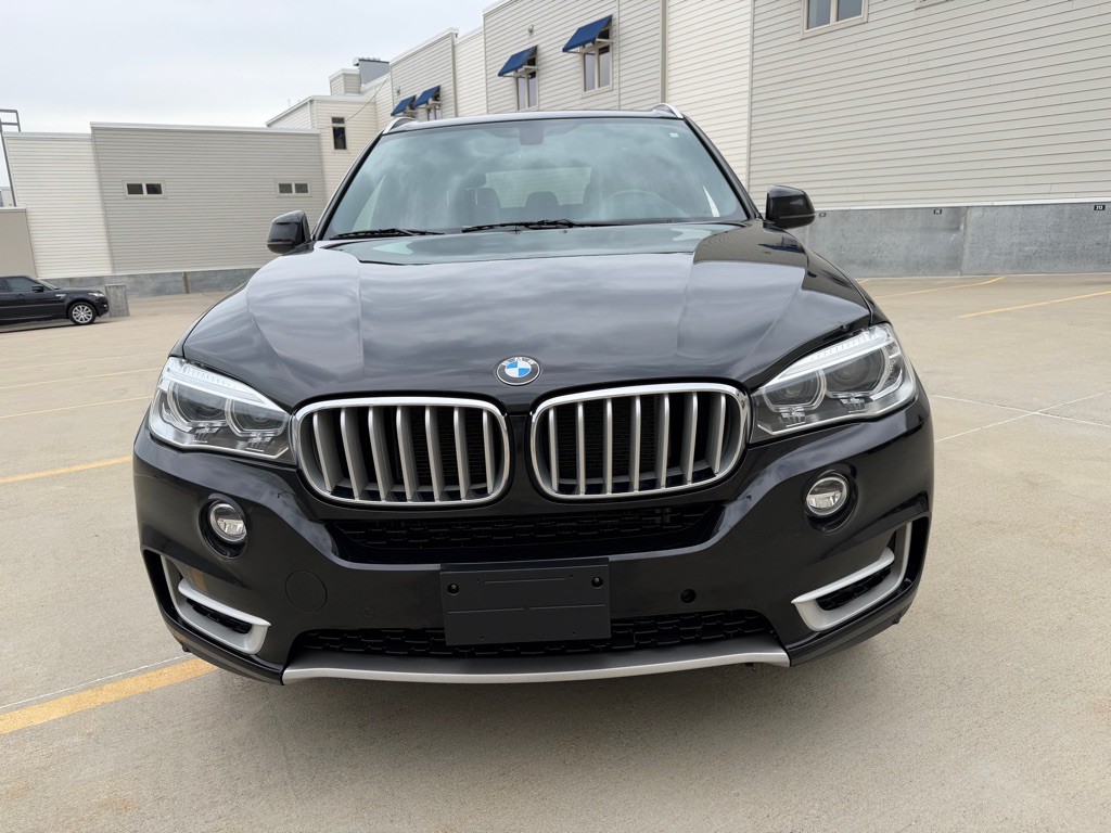 2017 BMW X5 Image 2