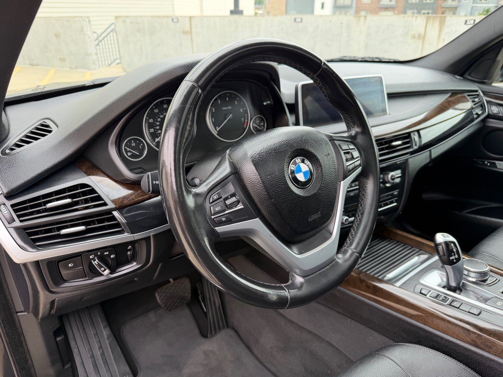 2017 BMW X5 Image 10