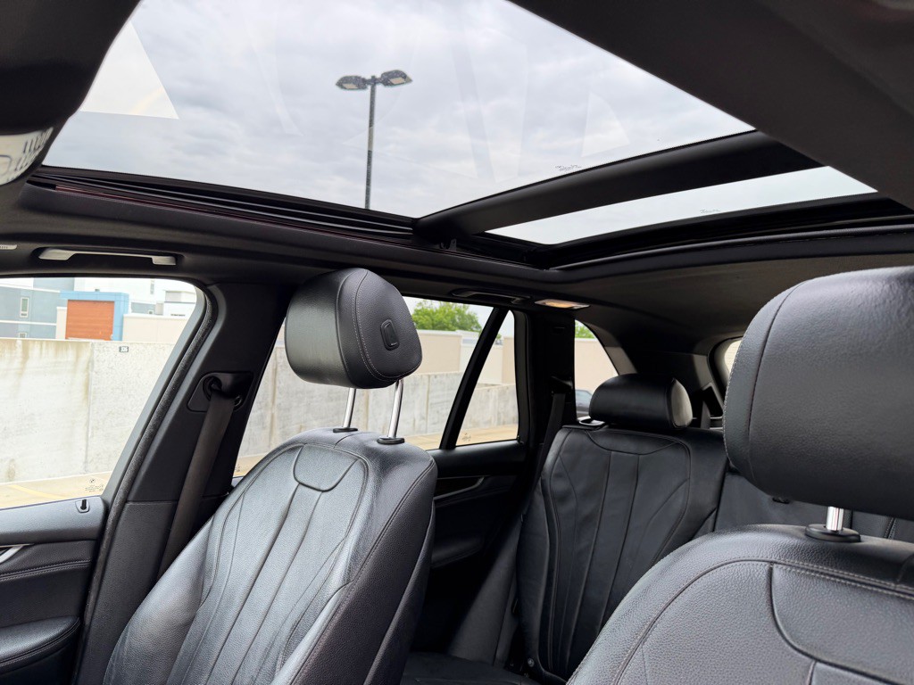 2017 BMW X5 Image 15