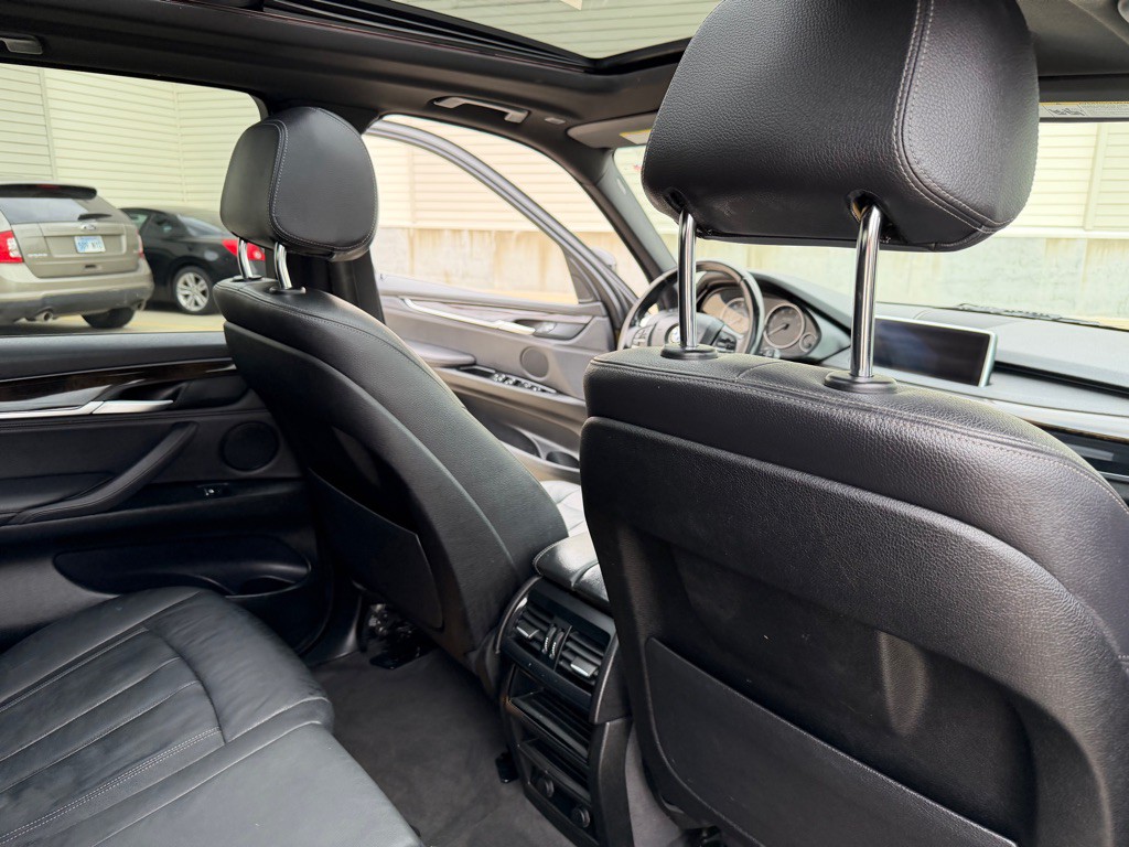 2017 BMW X5 Image 20