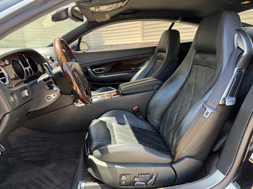 2006 Bentley Continental Image 13