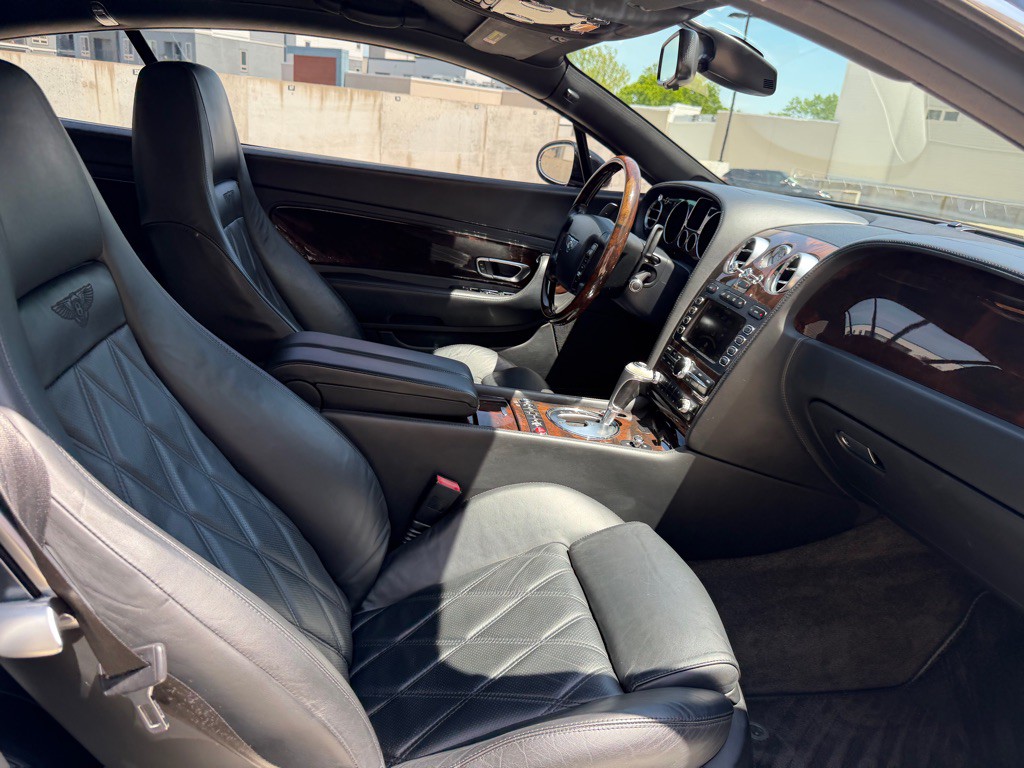 2006 Bentley Continental Image 24
