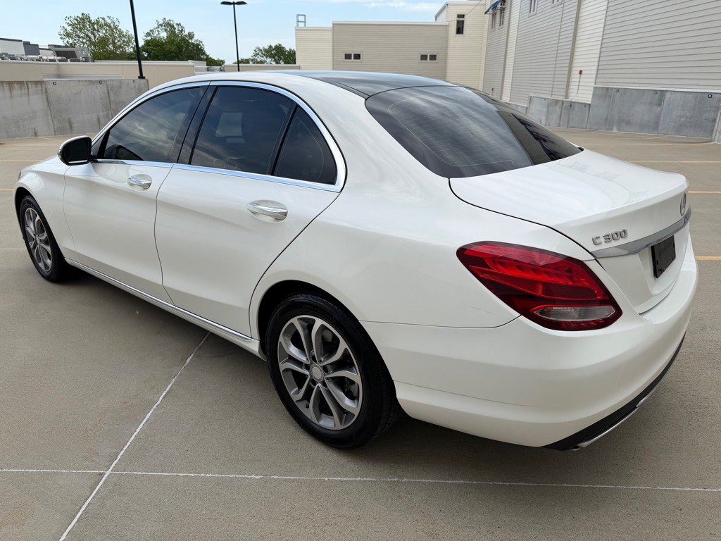 2017 Mercedes-Benz C-Class Image 5