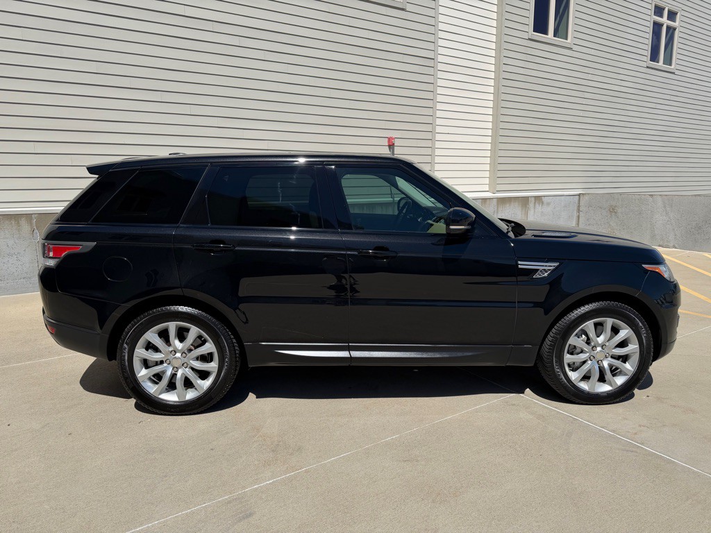 2014 Land Rover Range Rover Sport Image 2