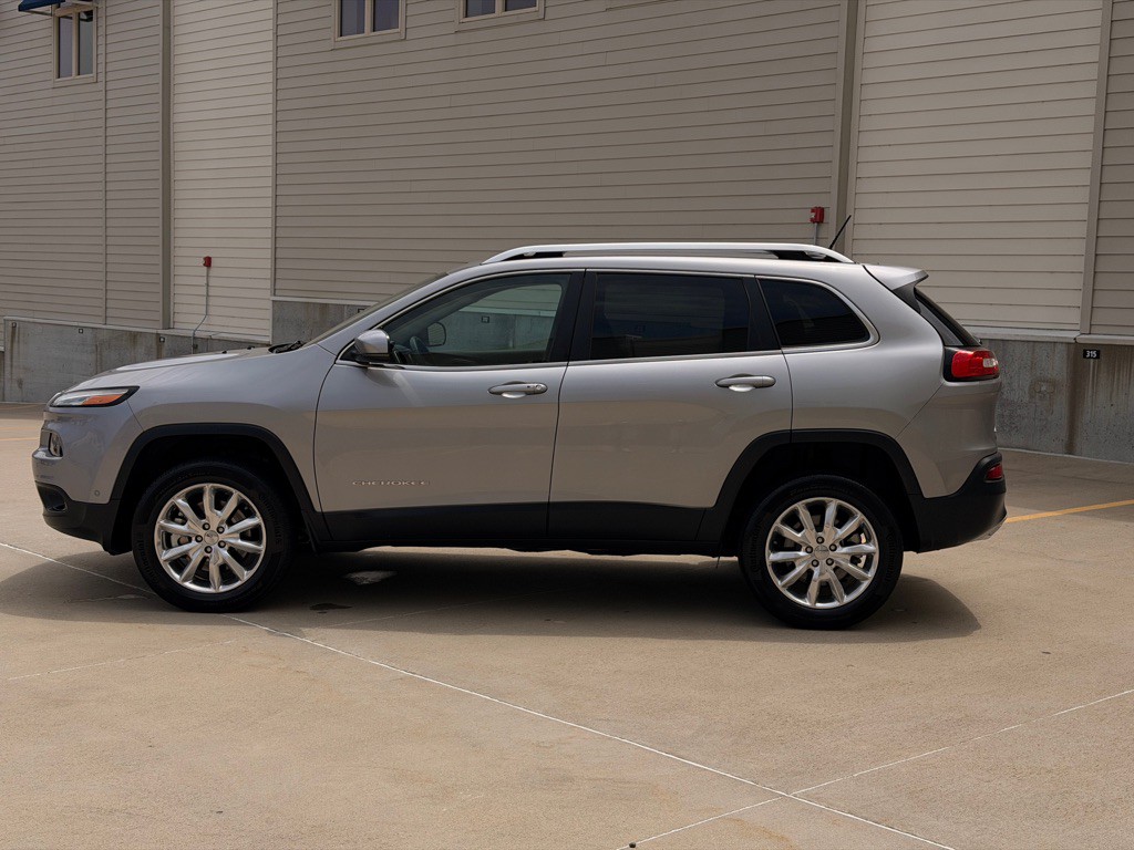 2015 Jeep Cherokee Image 6
