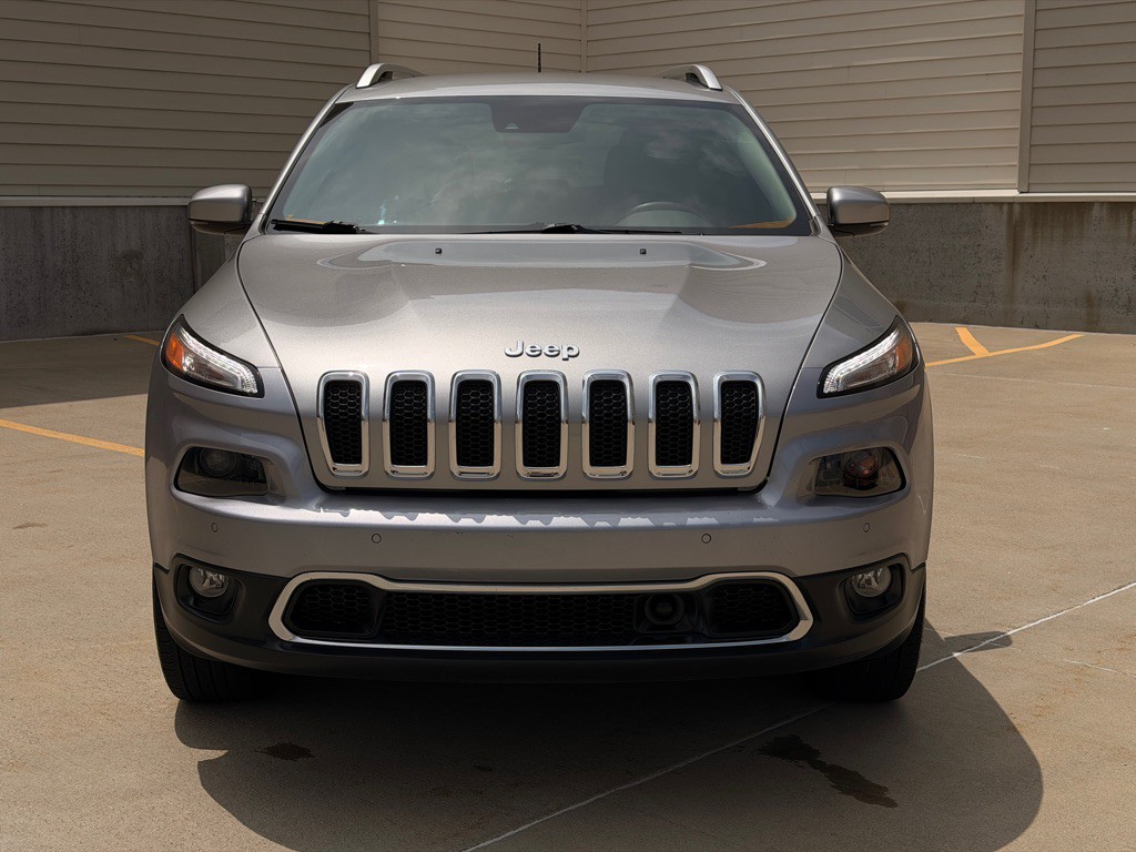 2015 Jeep Cherokee Image 8