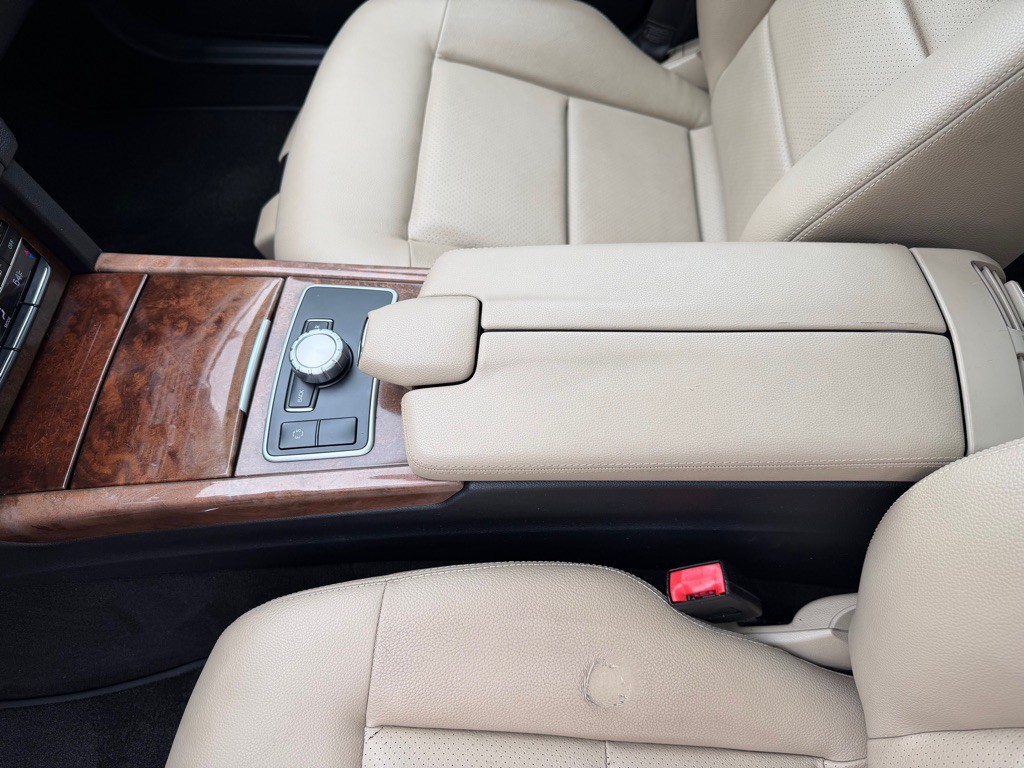 2013 Mercedes-Benz E-Class Image 10