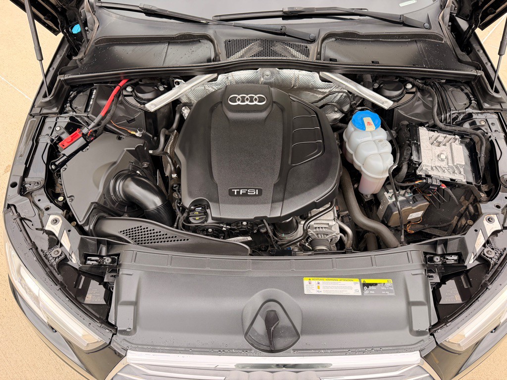 2017 Audi A4 Image 24