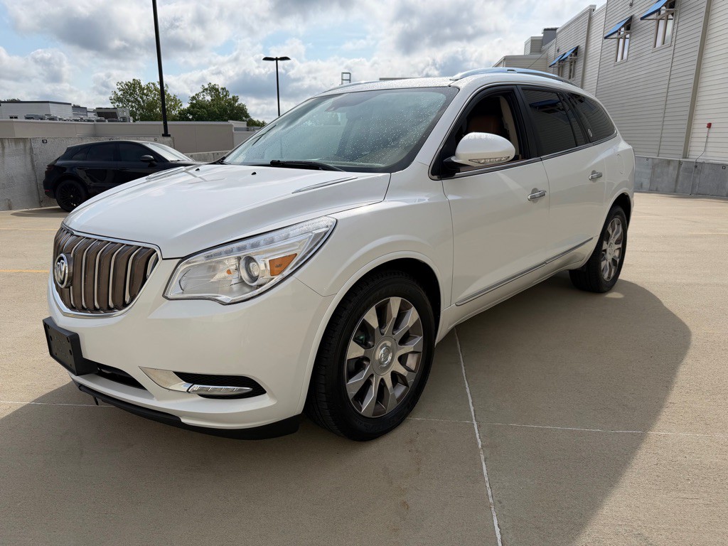 2017 Buick Enclave Image 3