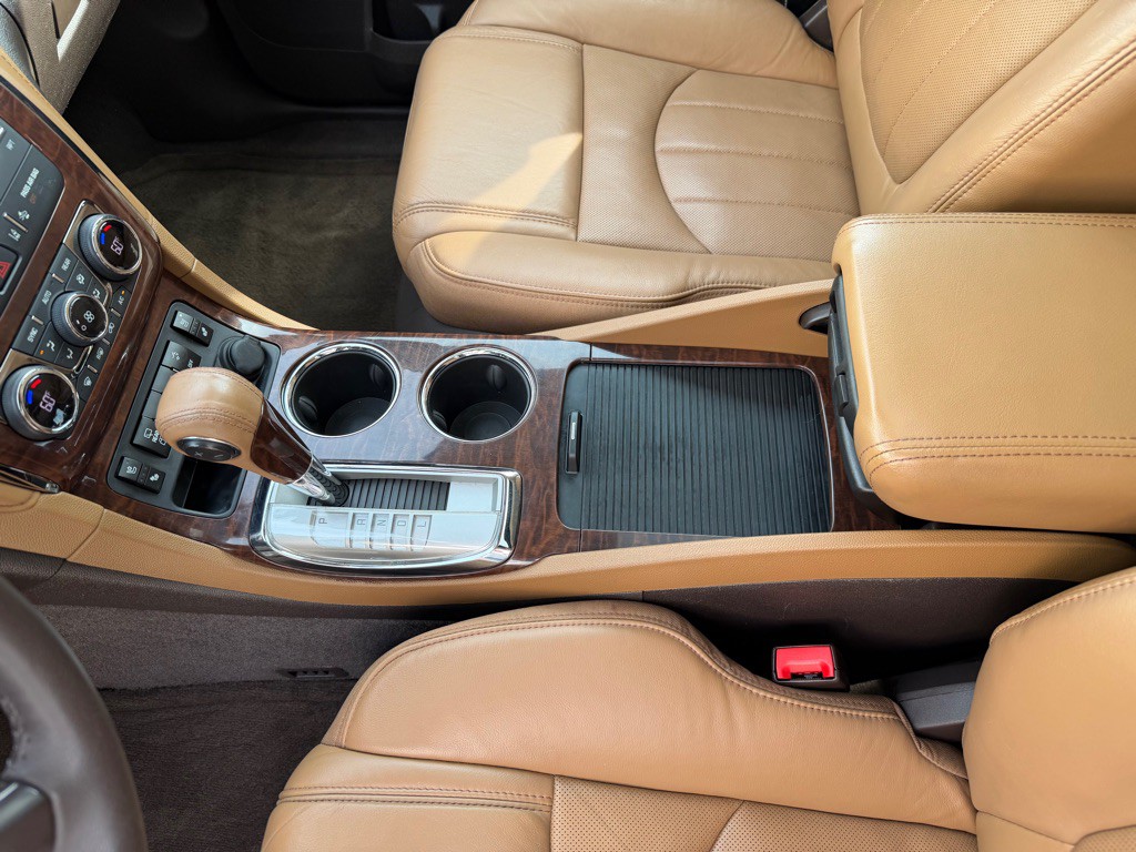 2017 Buick Enclave Image 12