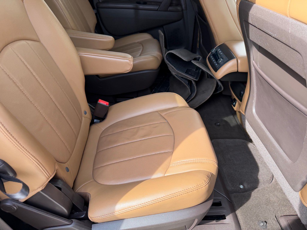 2017 Buick Enclave Image 21