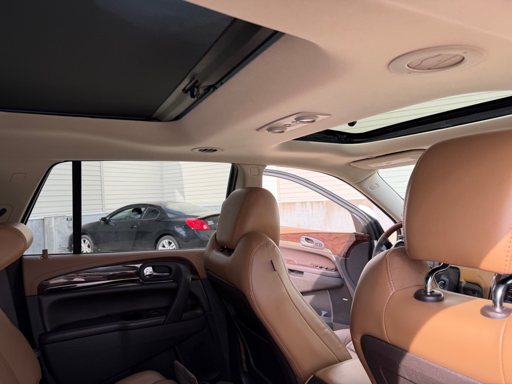 2017 Buick Enclave Image 23