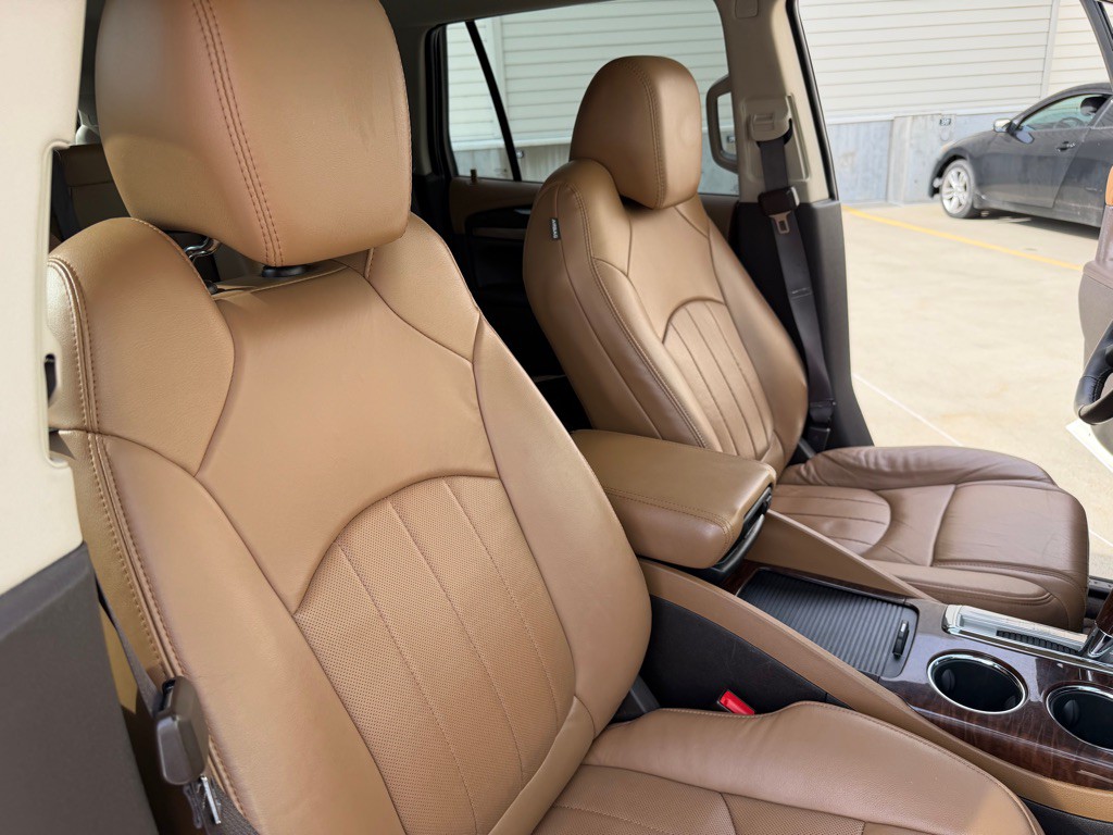2017 Buick Enclave Image 27