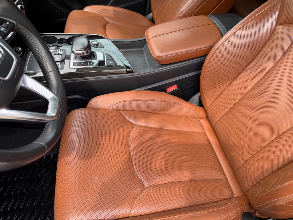 2017 Audi Q7 Image 13