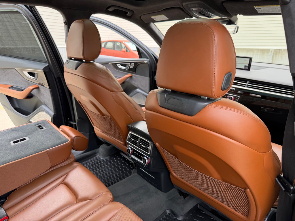 2017 Audi Q7 Image 23
