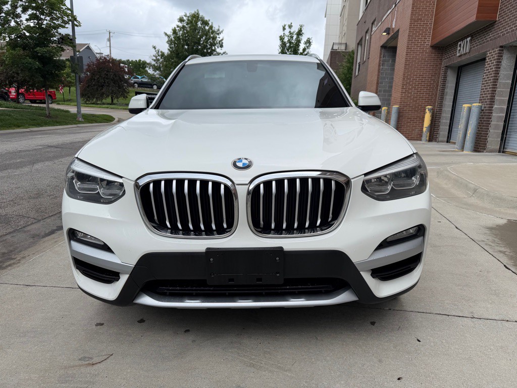 2018 BMW X3 Image 2