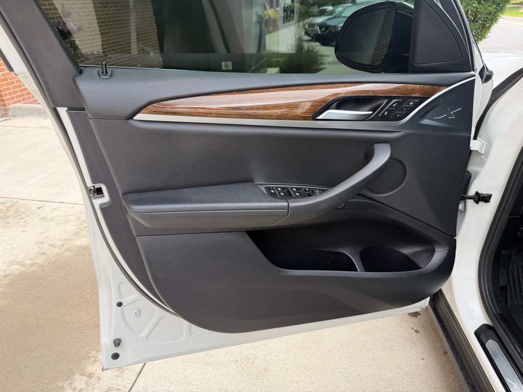 2018 BMW X3 Image 9