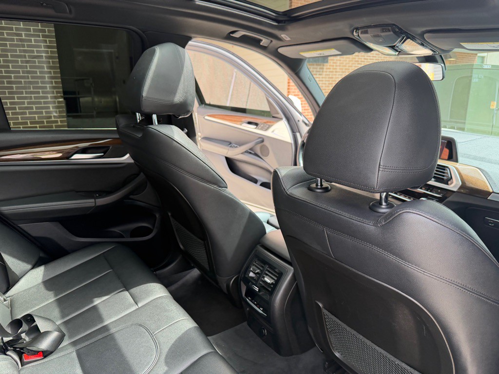 2018 BMW X3 Image 19