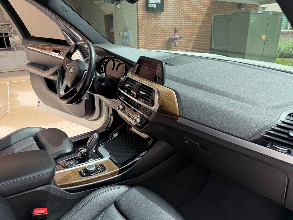 2018 BMW X3 Image 22