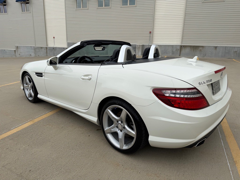 2012 Mercedes-Benz SLK-Class Image 5