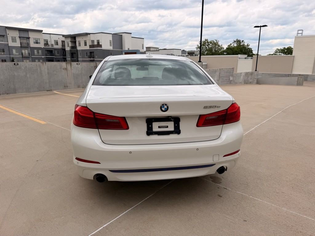 2018 BMW 5 Series Image 4