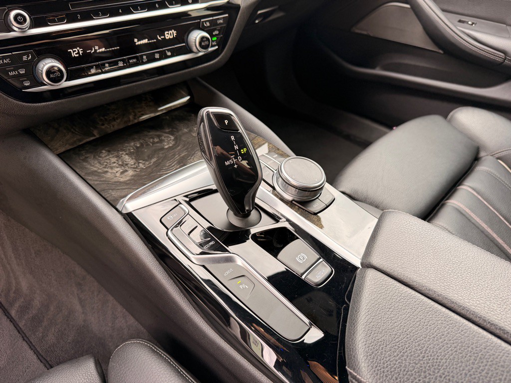 2018 BMW 5 Series Image 13