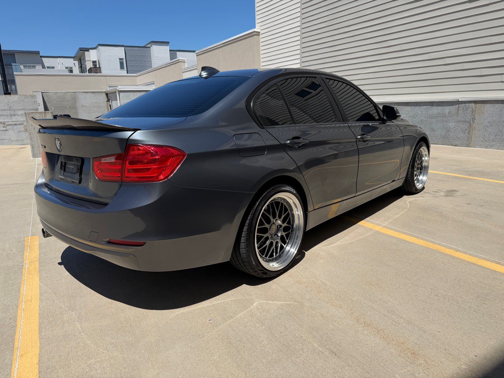 2015 BMW 3 Series Image 7