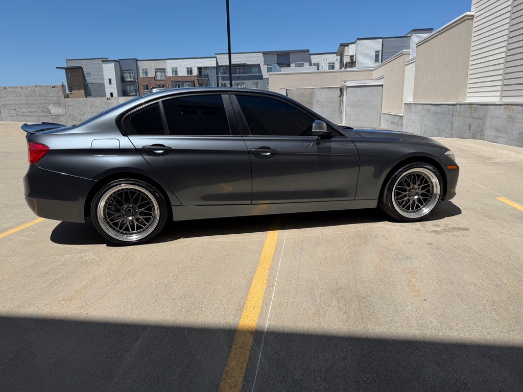 2015 BMW 3 Series Image 8