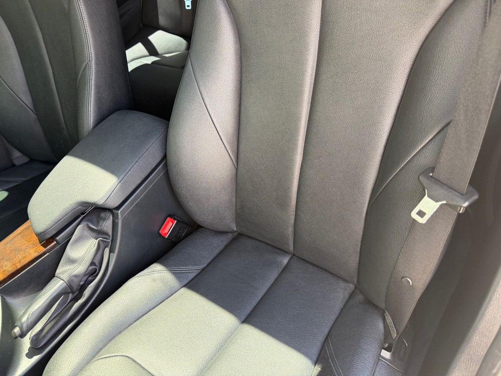 2015 BMW 3 Series Image 21