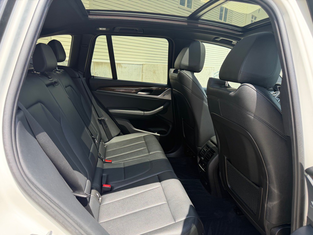 2019 BMW X3 Image 24