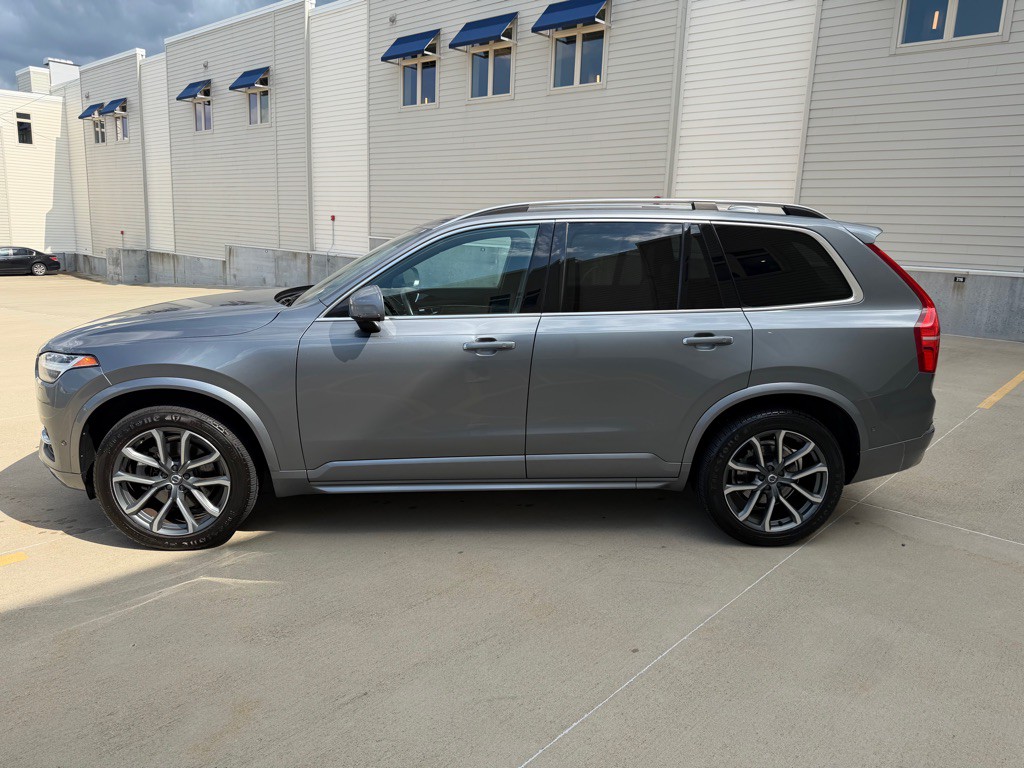 2017 Volvo XC90 Image 6