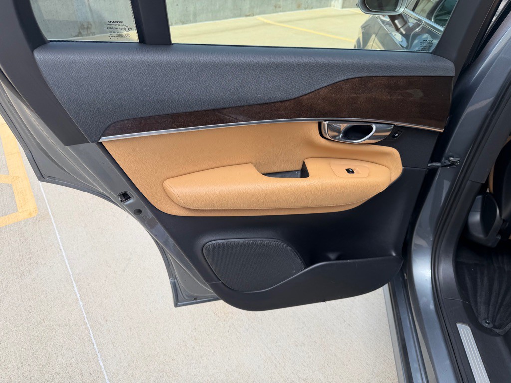 2017 Volvo XC90 Image 19