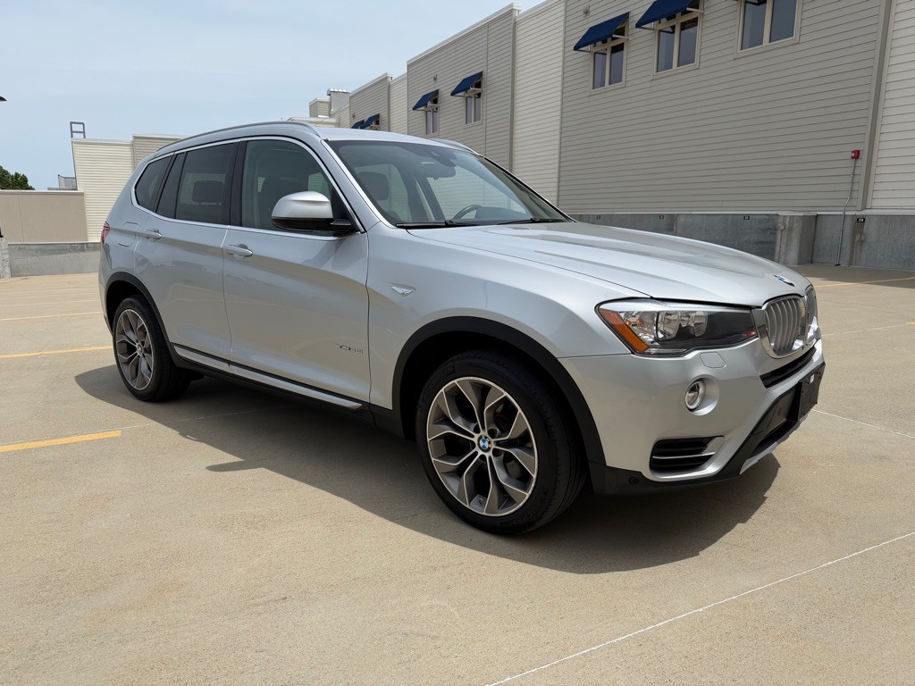 2017 BMW X3 Image 1