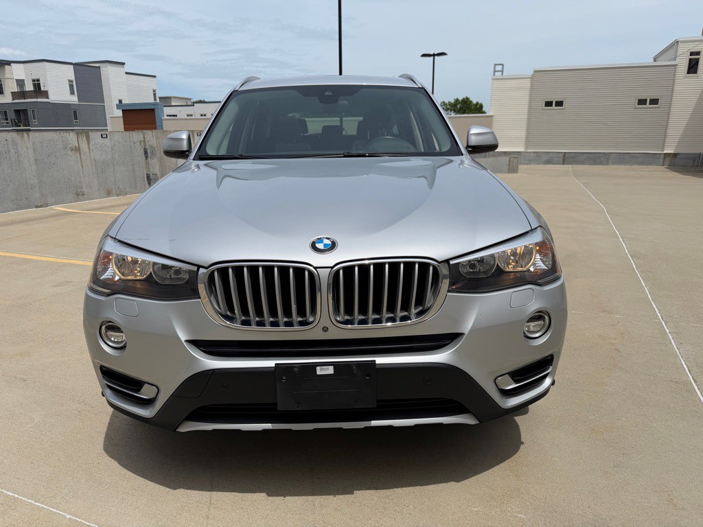 2017 BMW X3 Image 2