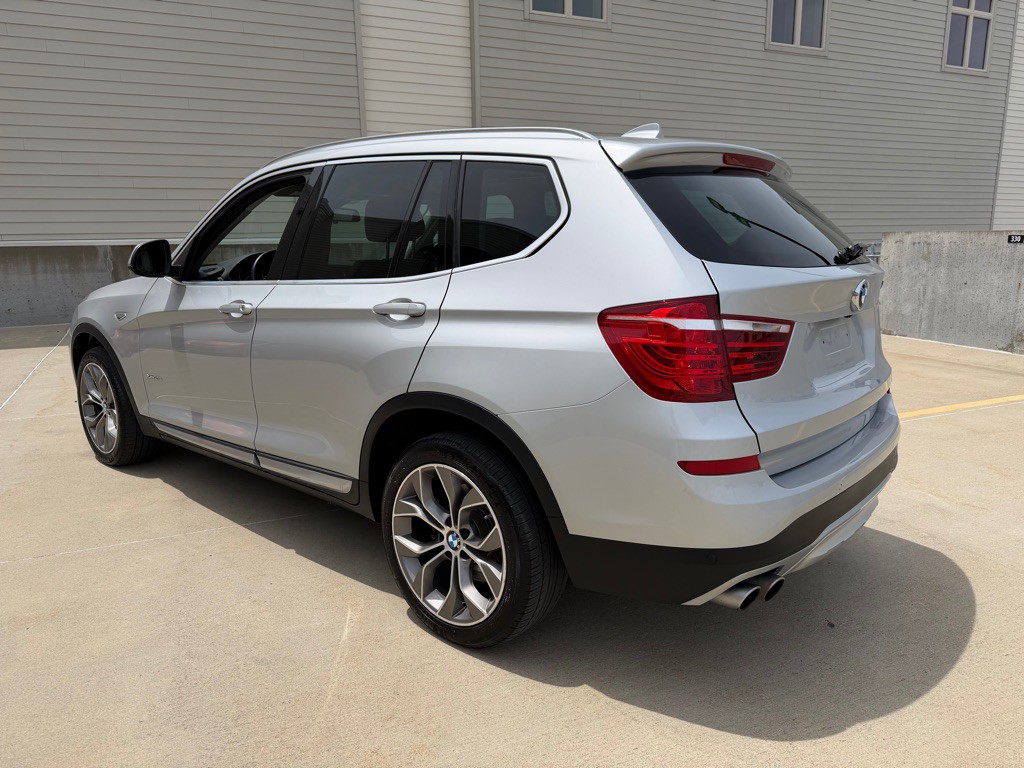 2017 BMW X3 Image 5