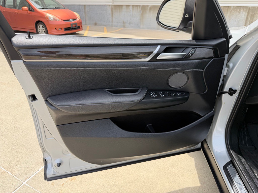 2017 BMW X3 Image 10