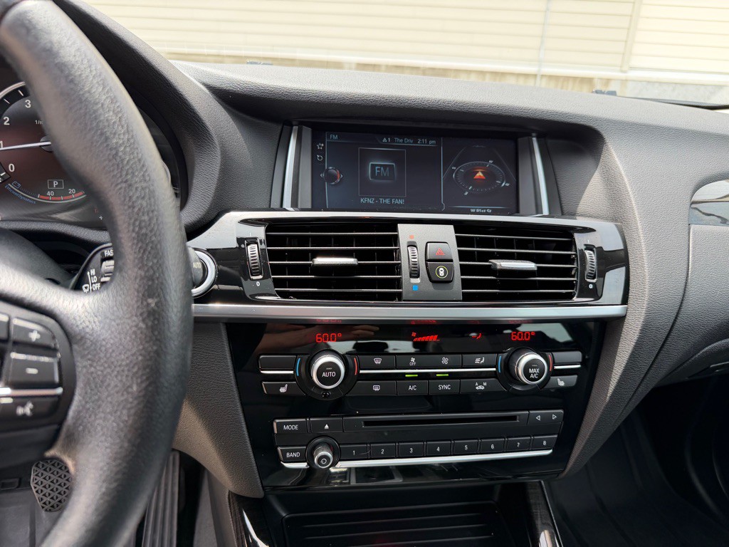 2017 BMW X3 Image 12