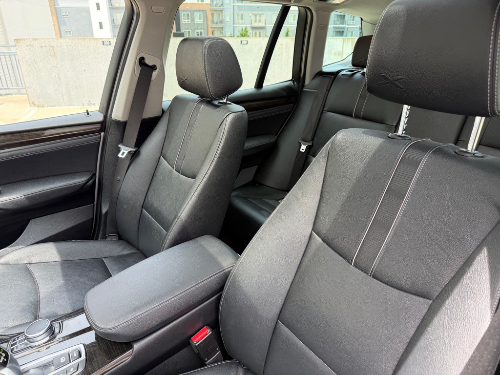 2017 BMW X3 Image 15