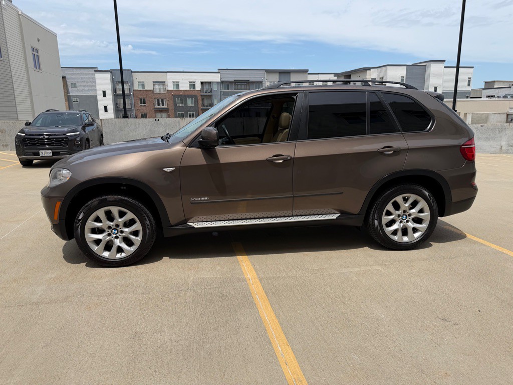 2012 BMW X5 Image 4