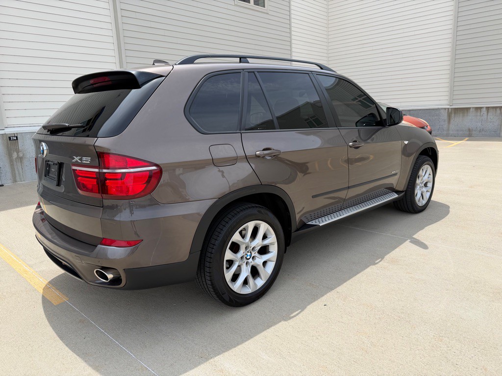 2012 BMW X5 Image 7