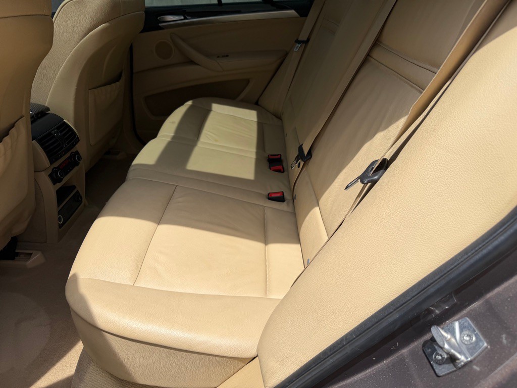 2012 BMW X5 Image 18