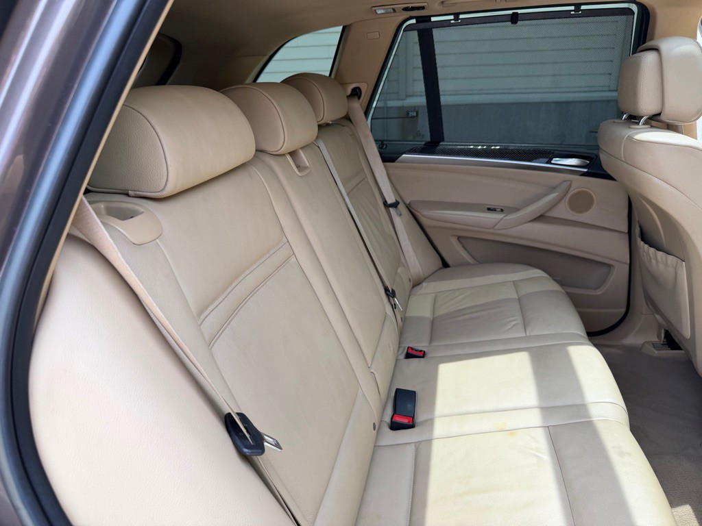 2012 BMW X5 Image 24