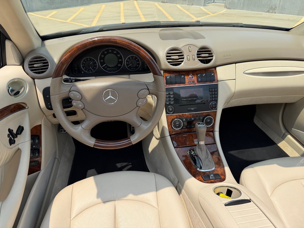 2008 Mercedes-Benz CLK-Class Image 17