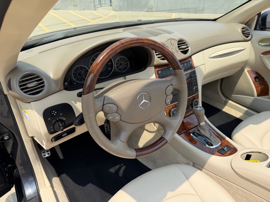 2008 Mercedes-Benz CLK-Class Image 19