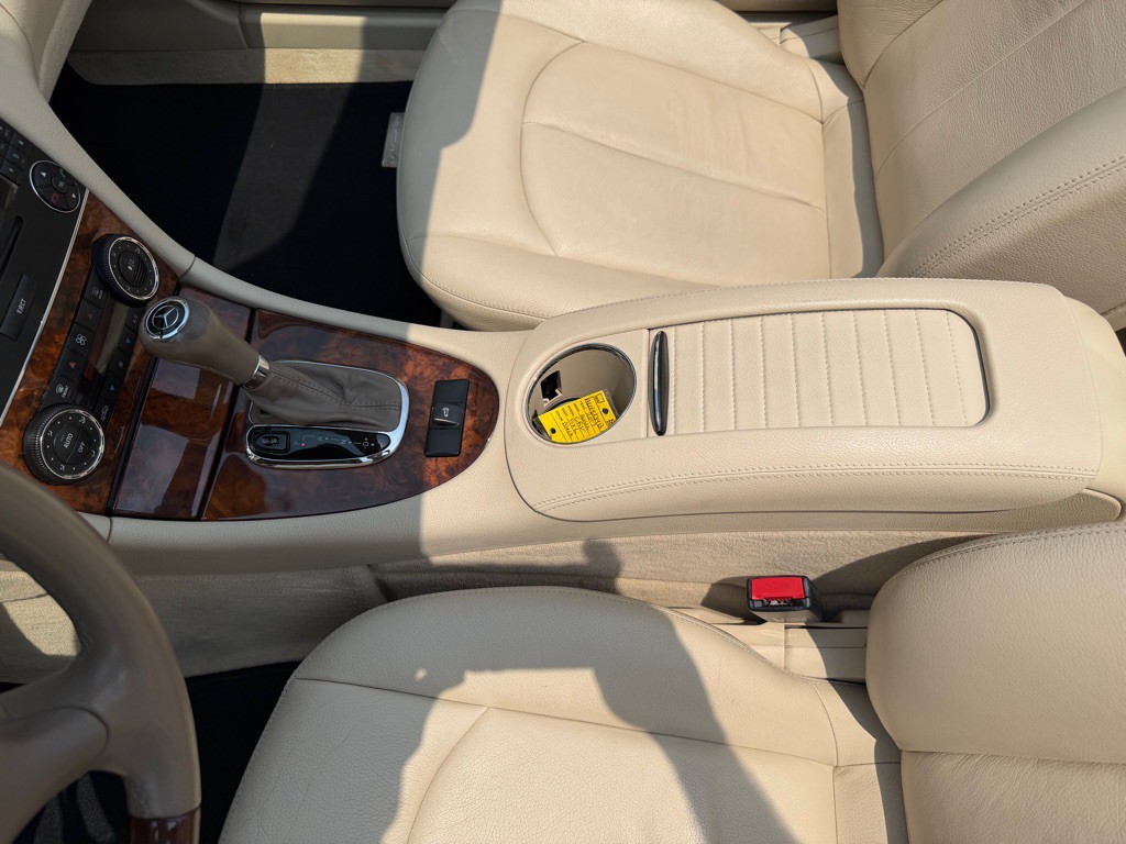 2008 Mercedes-Benz CLK-Class Image 20