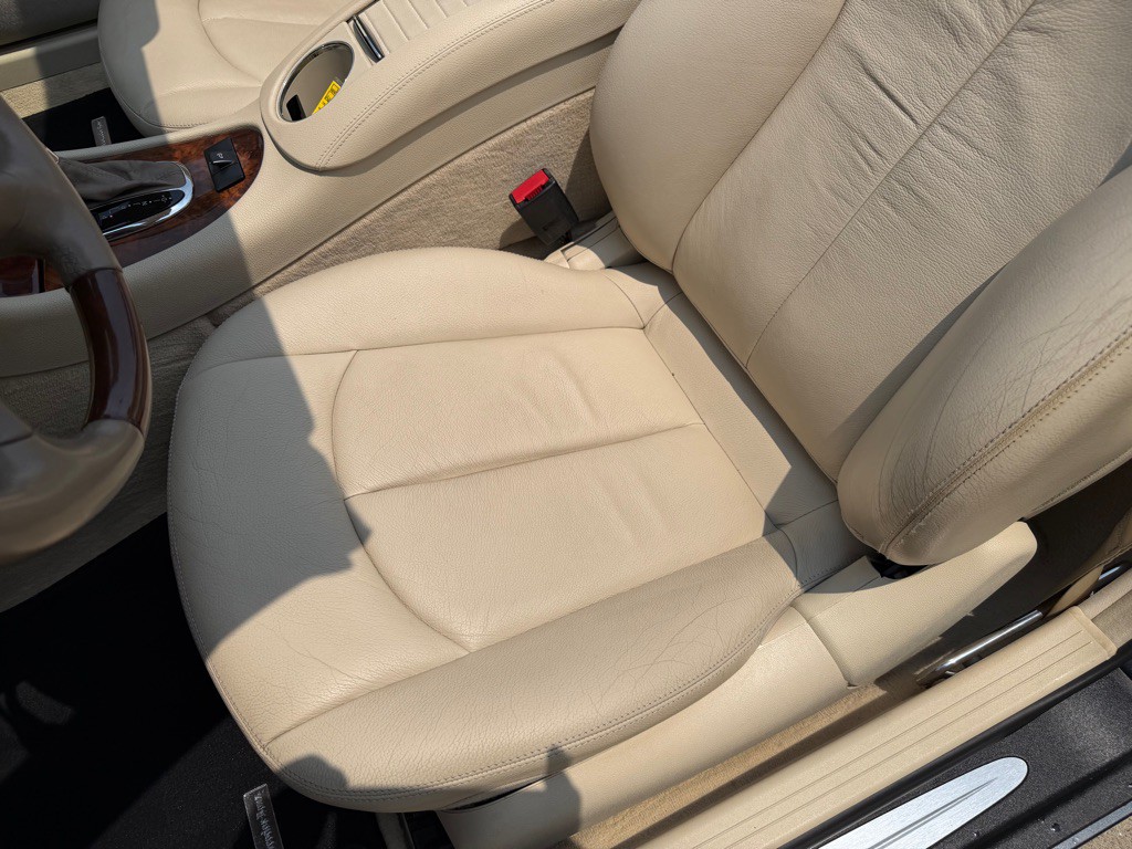 2008 Mercedes-Benz CLK-Class Image 22