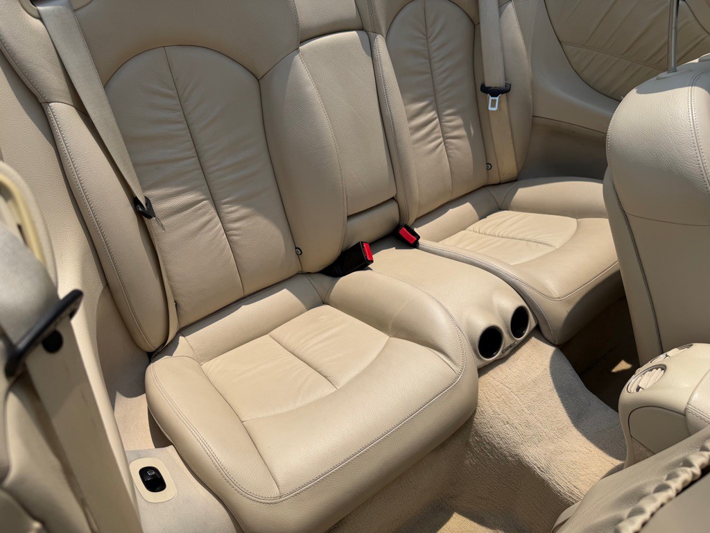 2008 Mercedes-Benz CLK-Class Image 26